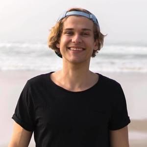 Meet your Posher, Johnathan